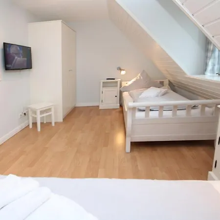 Dom wakacyjny Wiesenweg 4a, Whg 3 Wyk auf Föhr